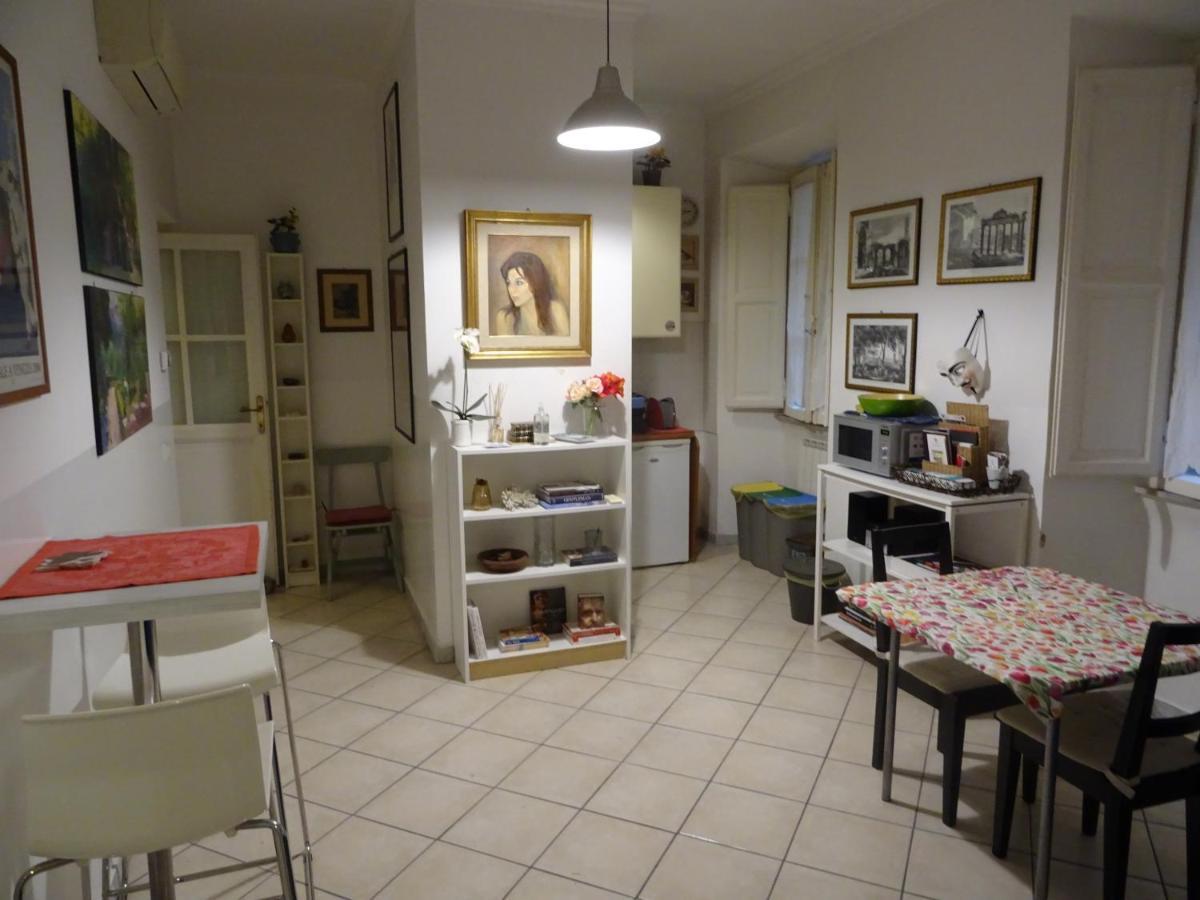 Linnéa Roma Centro Camera A Extérieur photo