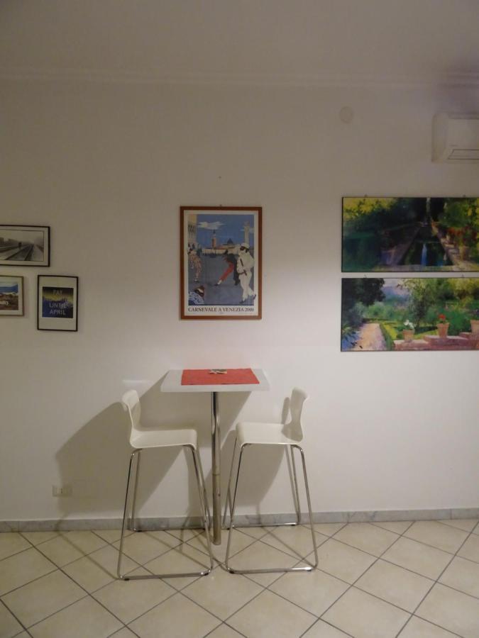 Linnéa Roma Centro Camera A Extérieur photo